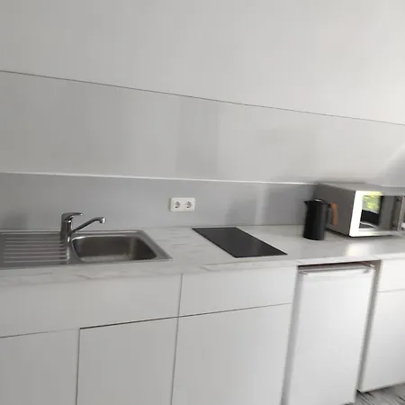 Apartamento Schoen Und Gut In Refrath Bei Koeln *